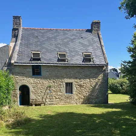 Maison En Pierre Pour 6 Personnes A 400m De La Plage, Secteur Logeo - Fr-1-639-139 Сарзо