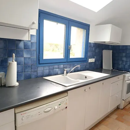 Maison En Pierre Pour 6 Personnes A 400m De La Plage, Secteur Logeo - Fr-1-639-139 * Сарзо